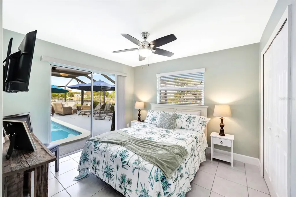 5103 Pelican Boulevard Cape Coral FL 33914