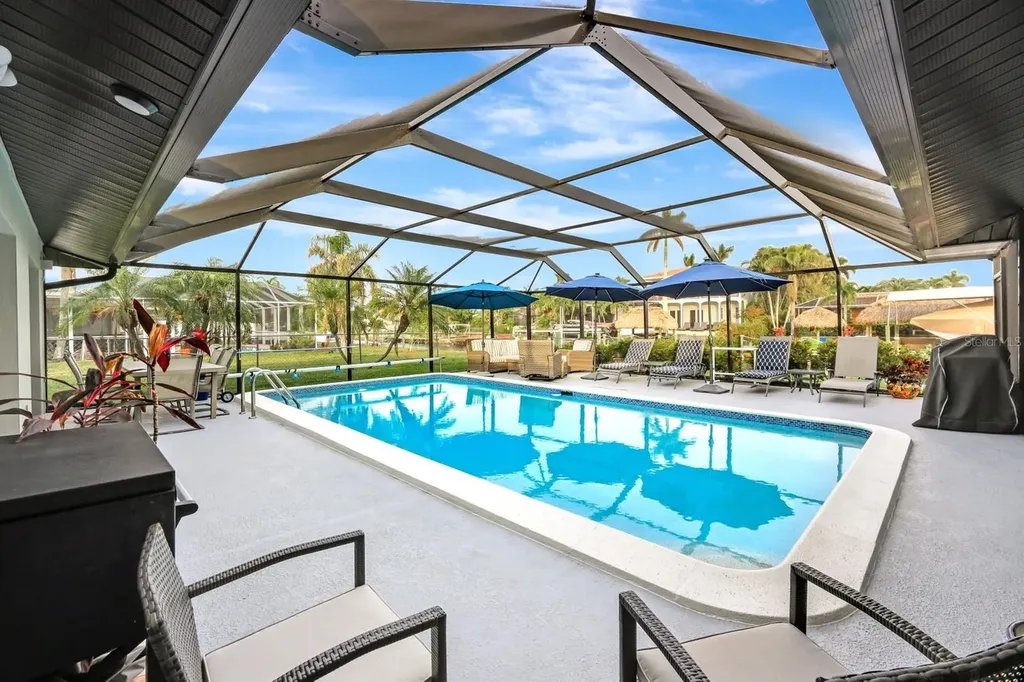 5103 Pelican Boulevard Cape Coral FL 33914