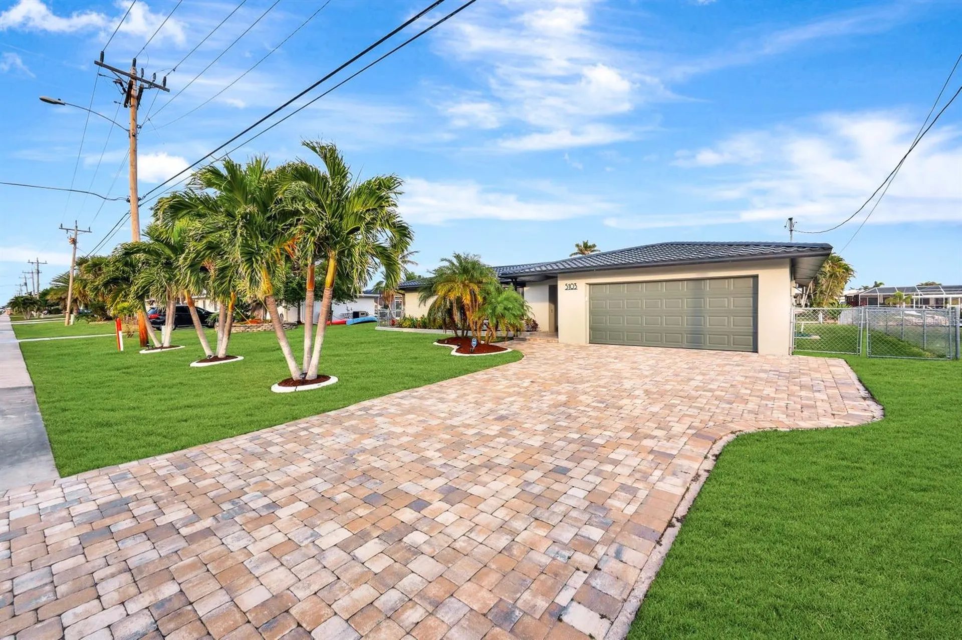 5103 Pelican Boulevard Cape Coral FL 33914