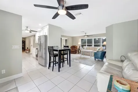 5103 Pelican Boulevard Cape Coral FL 33914