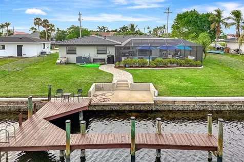 5103 Pelican Boulevard Cape Coral FL 33914