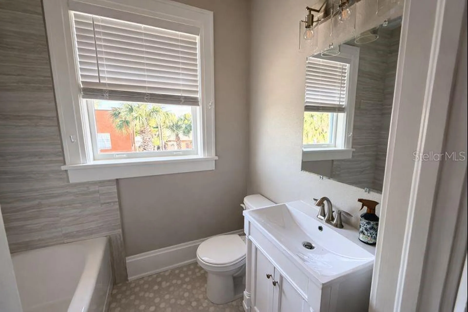 725 W Central Avenue Winter Haven FL 33880
