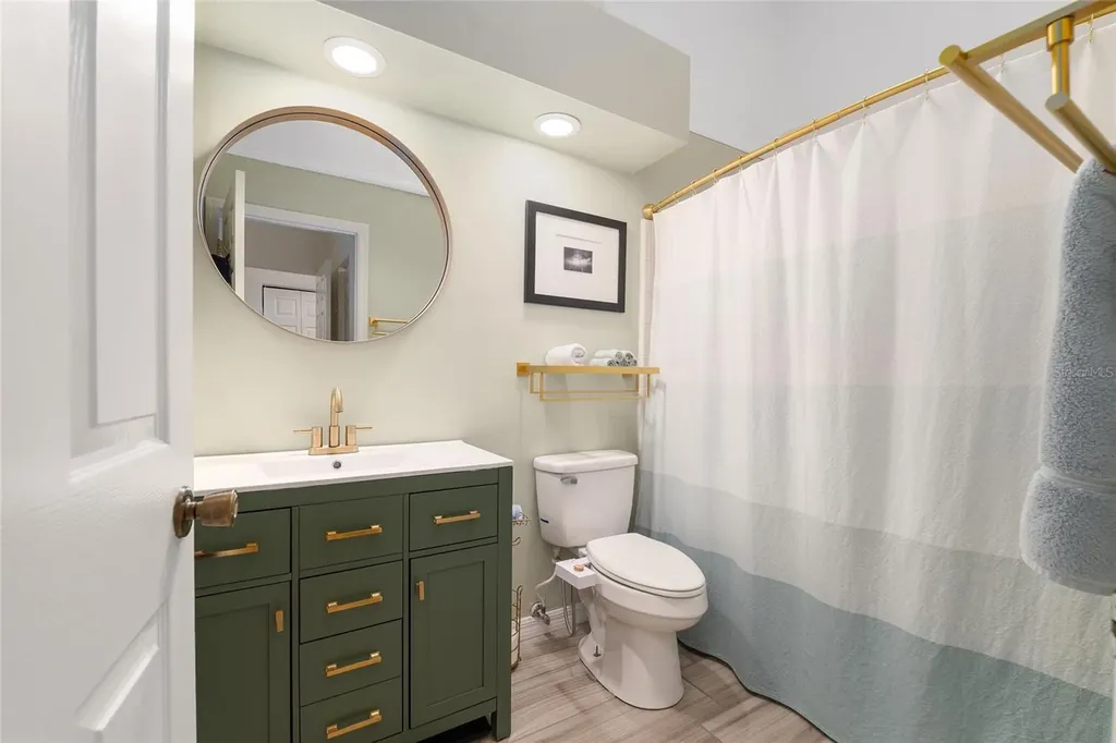 3953 NW 7th Place Gainesville FL 32607