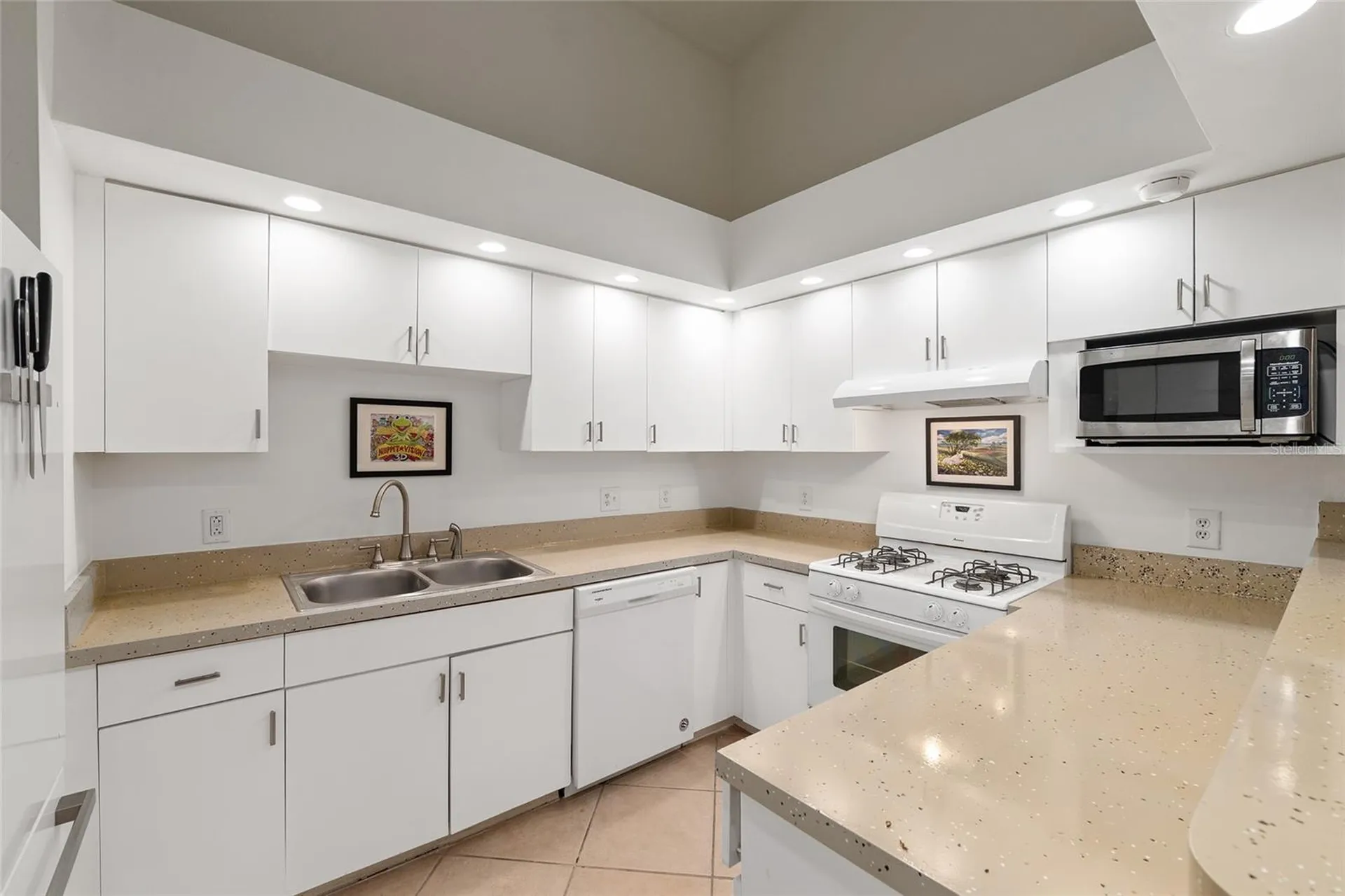 3953 NW 7th Place Gainesville FL 32607