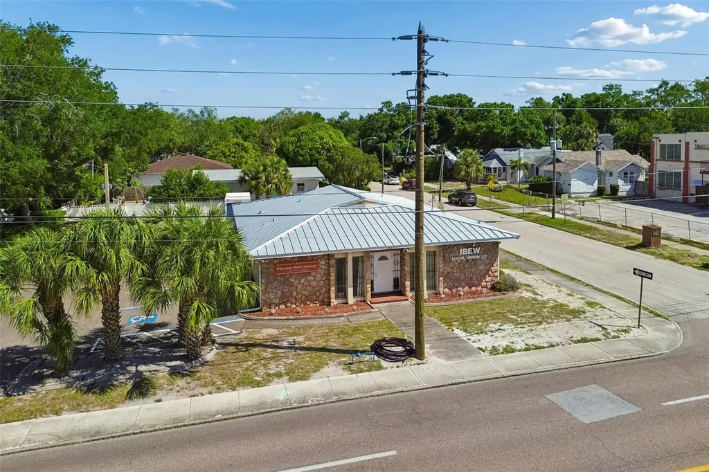 1401 9th Avenue N St Petersburg FL 33705