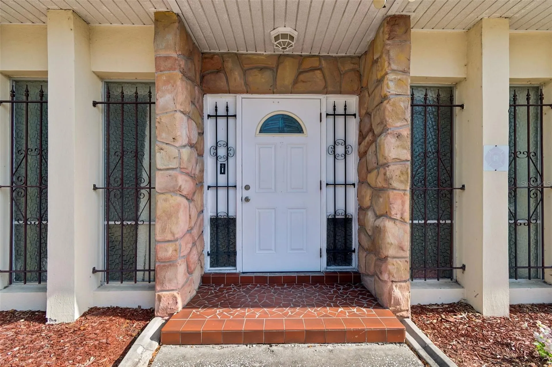 1401 9th Avenue N St Petersburg FL 33705