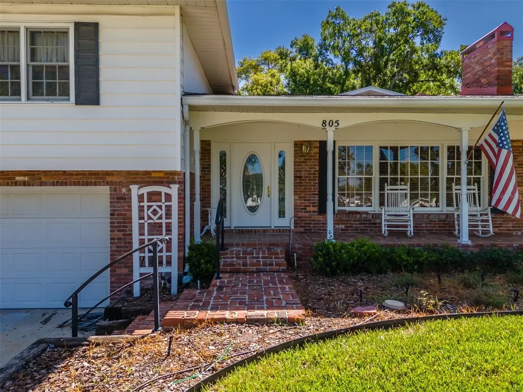 805 E Sylvan Drive Brandon FL 33510