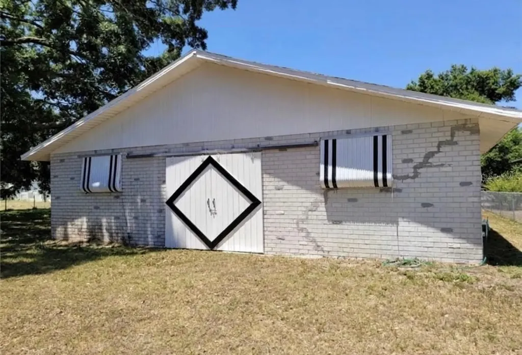 1910 Lithia Pinecrest Road Valrico FL 33596