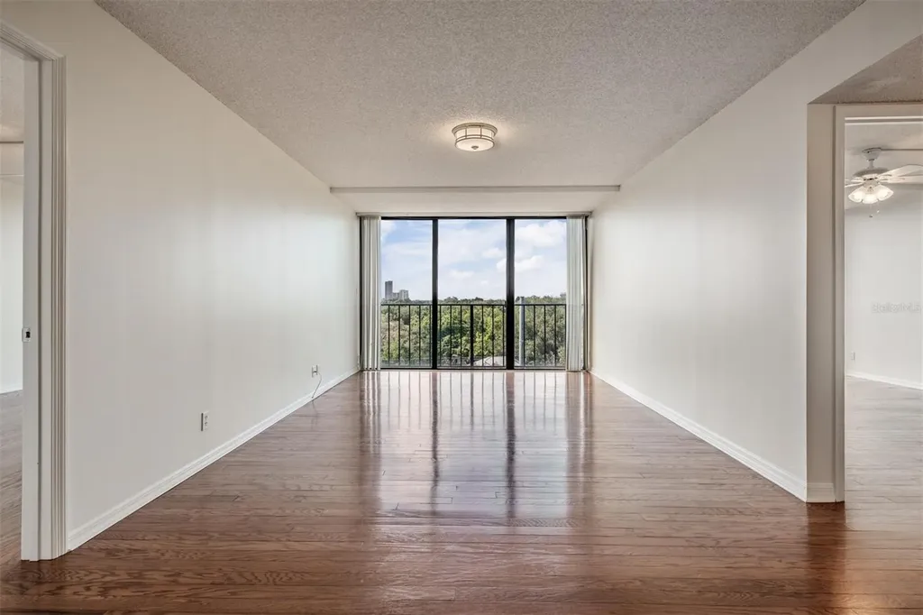 3211 W Swann Avenue Tampa FL 33609