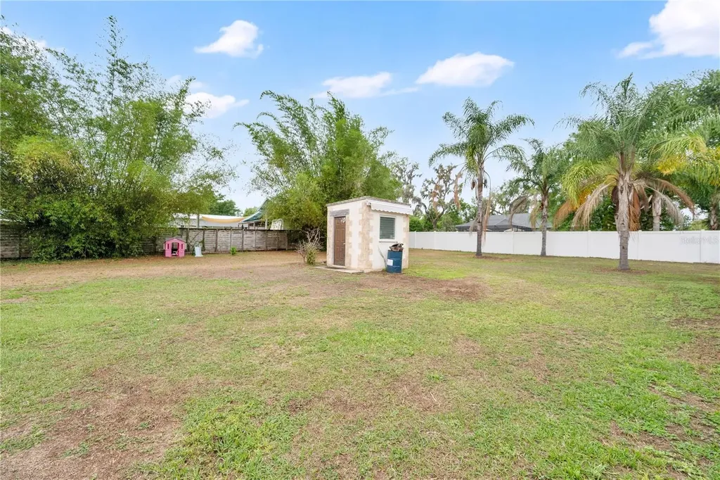 2010 Lee Drive Valrico FL 33594