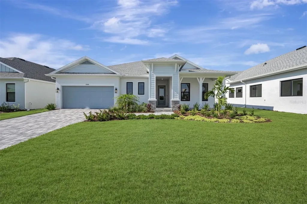 7249 Meadowshade Court Sarasota FL 34241