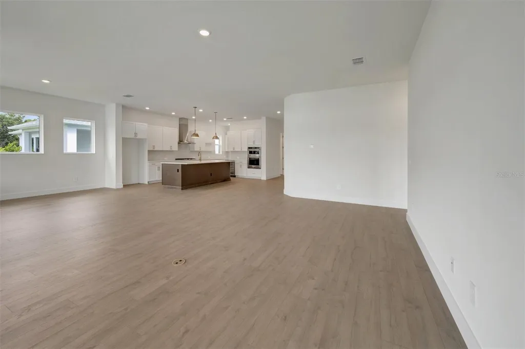 7249 Meadowshade Court Sarasota FL 34241