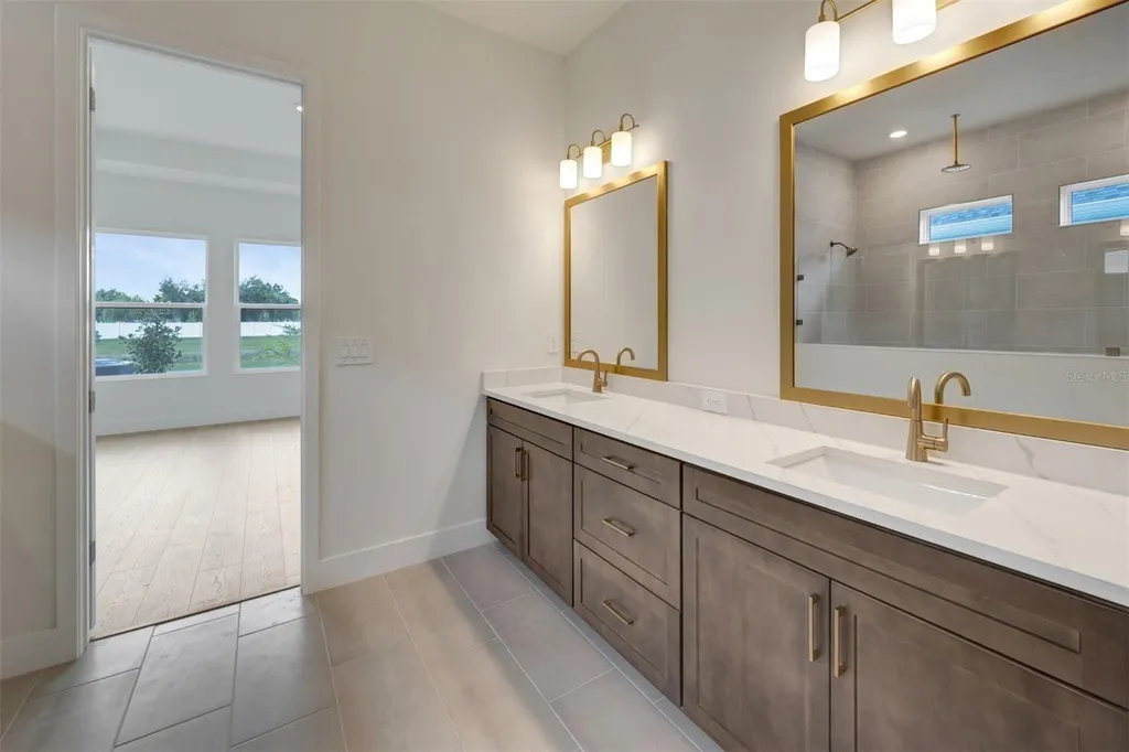 7249 Meadowshade Court Sarasota FL 34241
