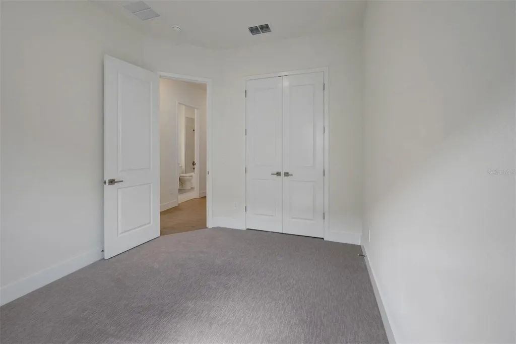 7249 Meadowshade Court Sarasota FL 34241