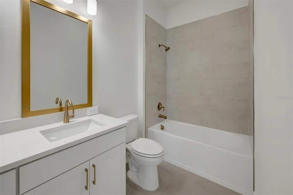7249 Meadowshade Court Sarasota FL 34241