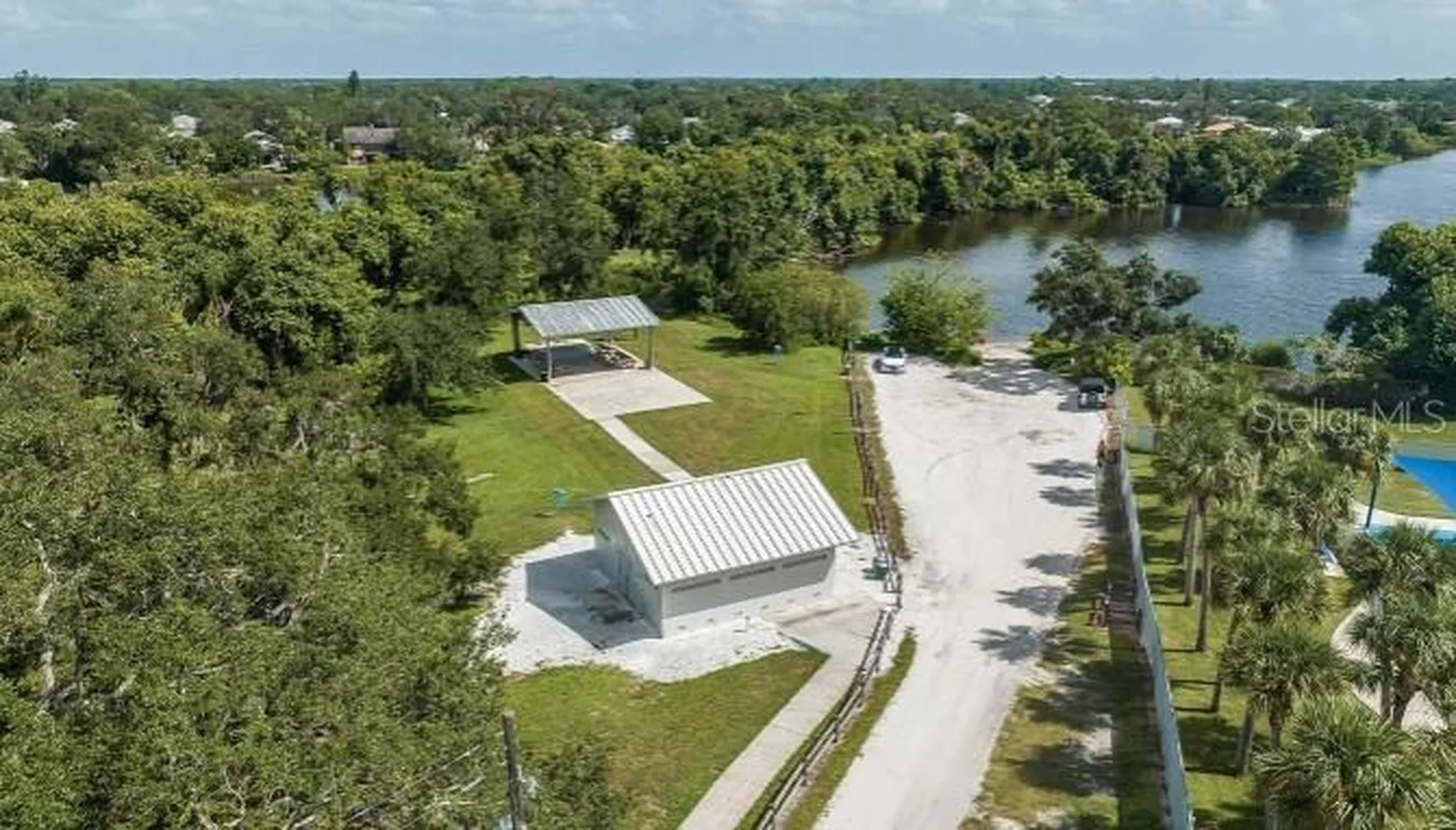 7249 Meadowshade Court Sarasota FL 34241
