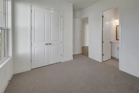 7249 Meadowshade Court Sarasota FL 34241