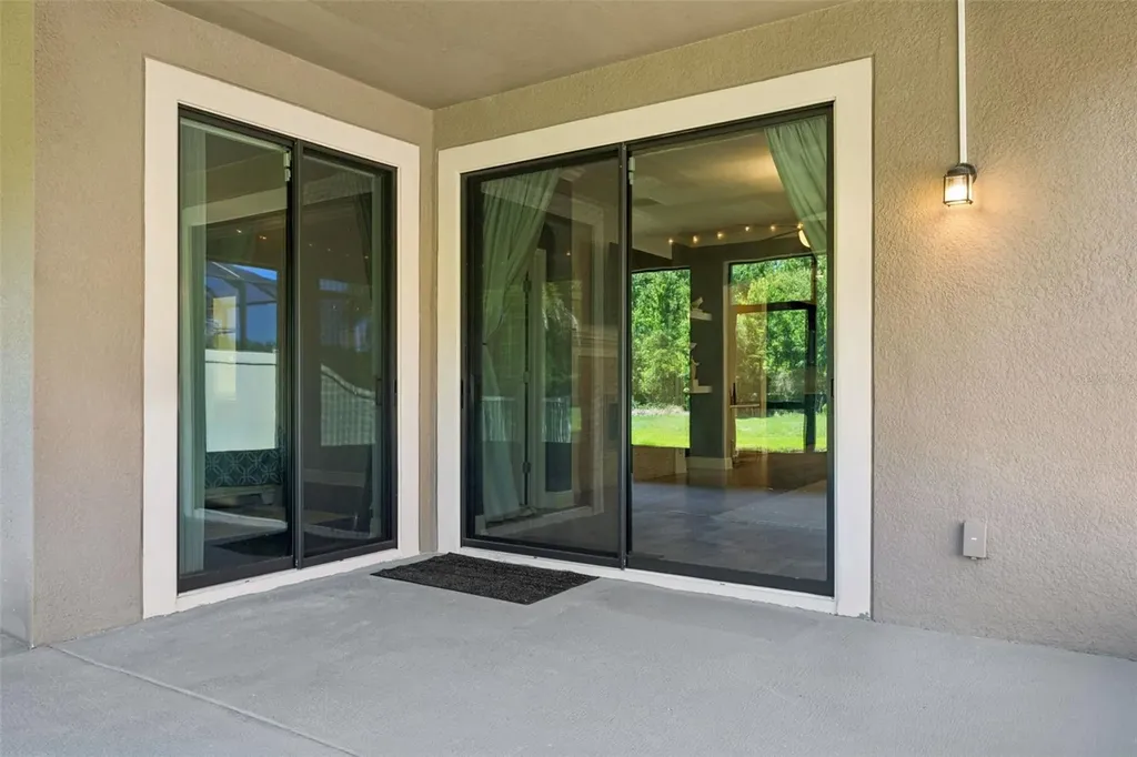 19546 Whispering Brook Drive Tampa FL 33647