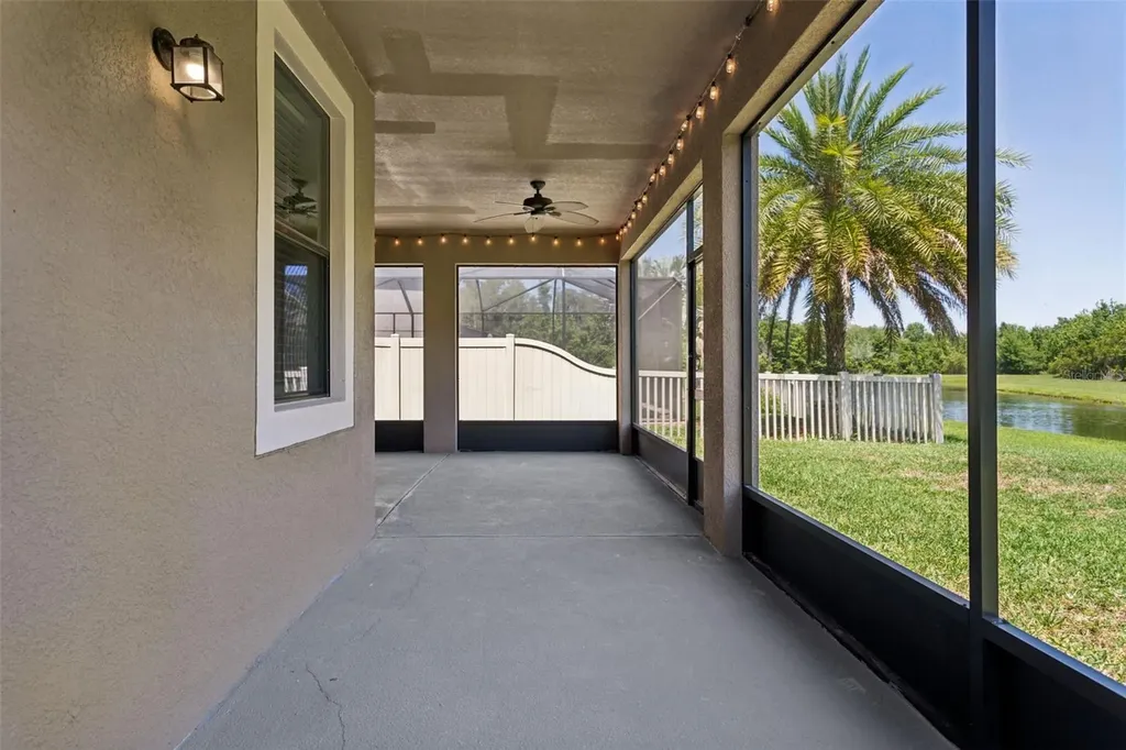 19546 Whispering Brook Drive Tampa FL 33647
