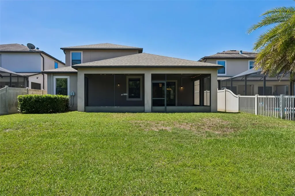19546 Whispering Brook Drive Tampa FL 33647