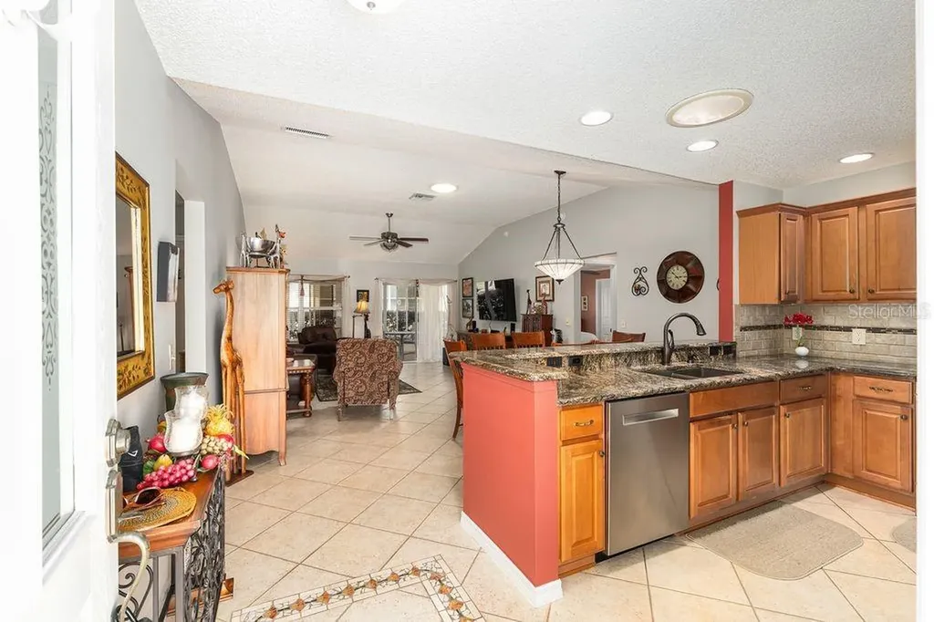 9325 SE 171st Le Flore Lane The Villages FL 32162
