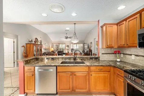9325 SE 171st Le Flore Lane The Villages FL 32162
