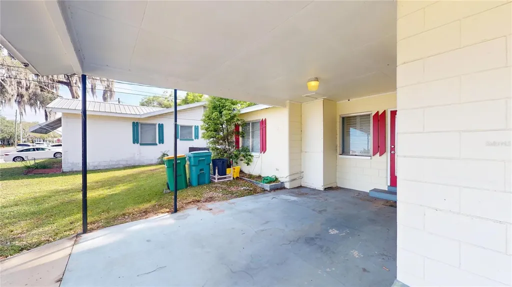121 N Seminole Avenue Inverness FL 34450