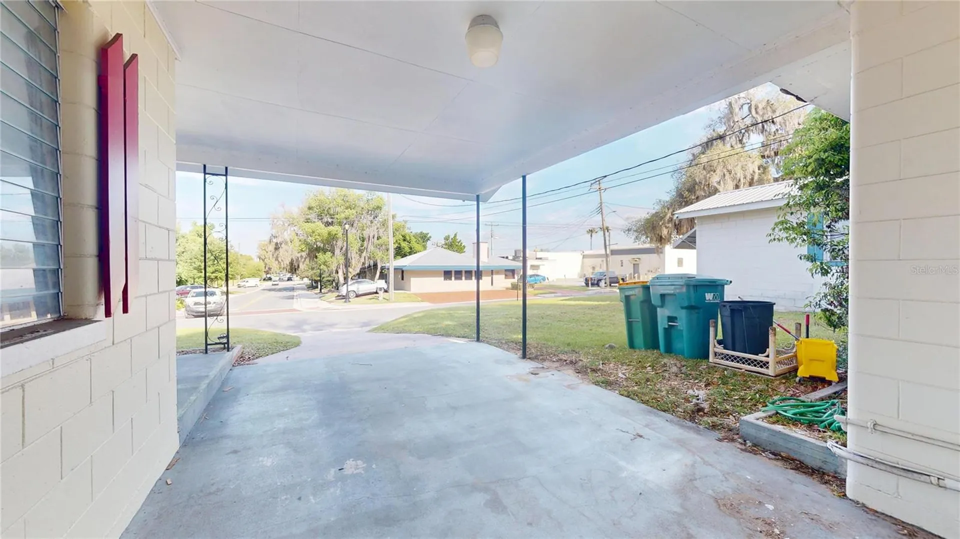 121 N Seminole Avenue Inverness FL 34450