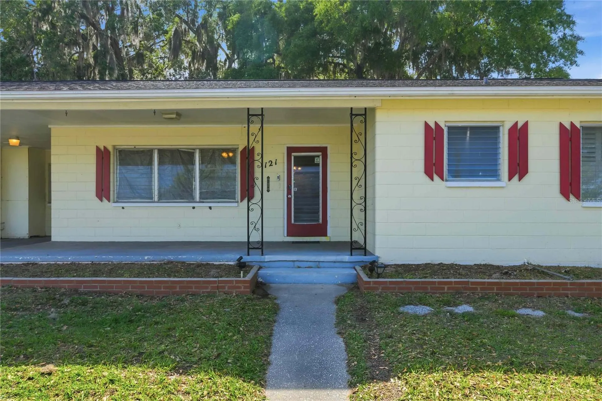 121 N Seminole Avenue Inverness FL 34450