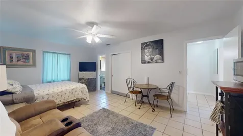 121 N Seminole Avenue Inverness FL 34450