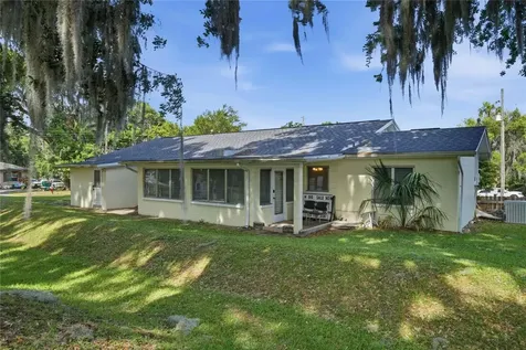 121 N Seminole Avenue Inverness FL 34450