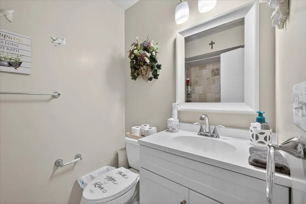 8404 Sandstone Court Tampa FL 33615