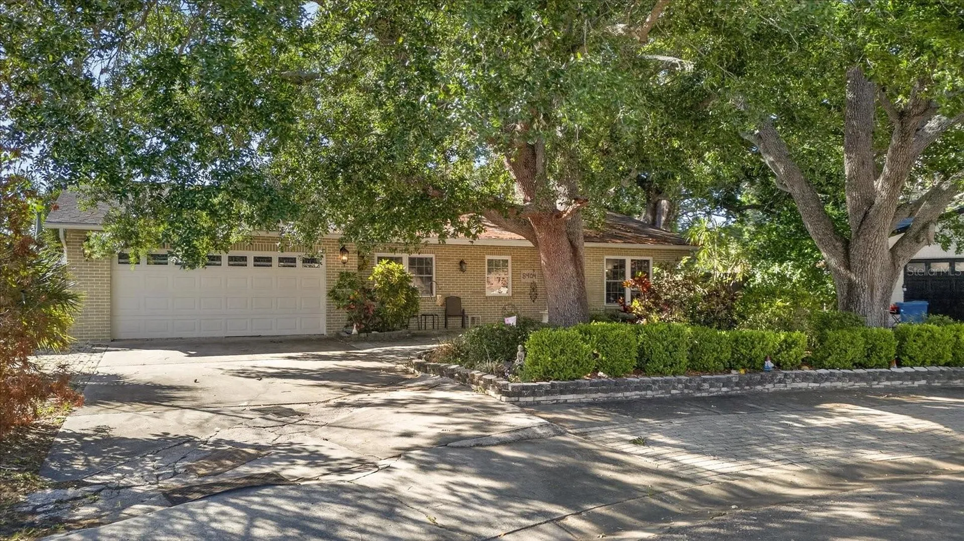 8404 Sandstone Court Tampa FL 33615