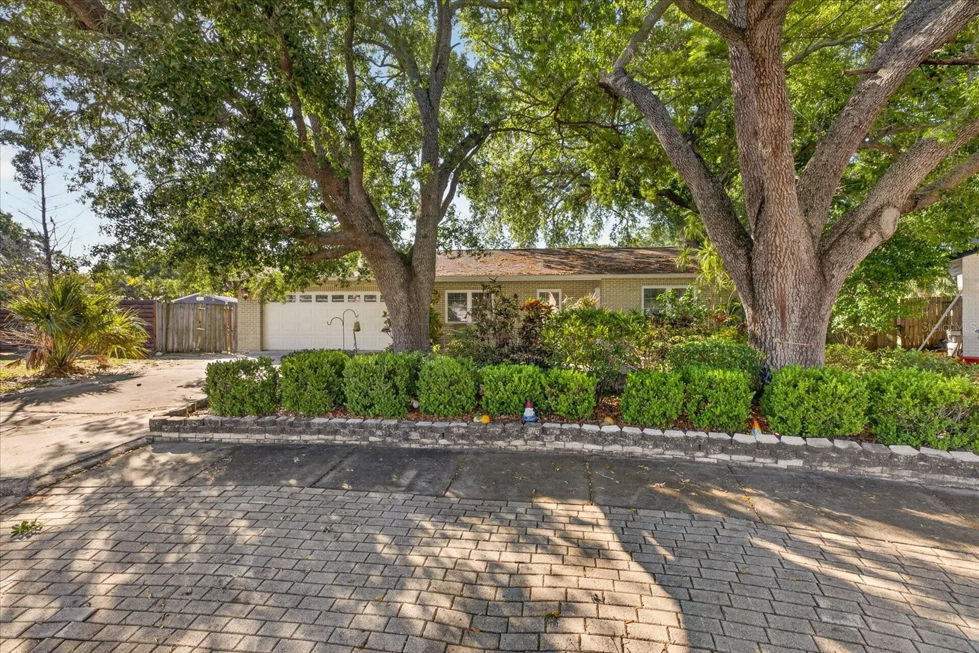 8404 Sandstone Court Tampa FL 33615