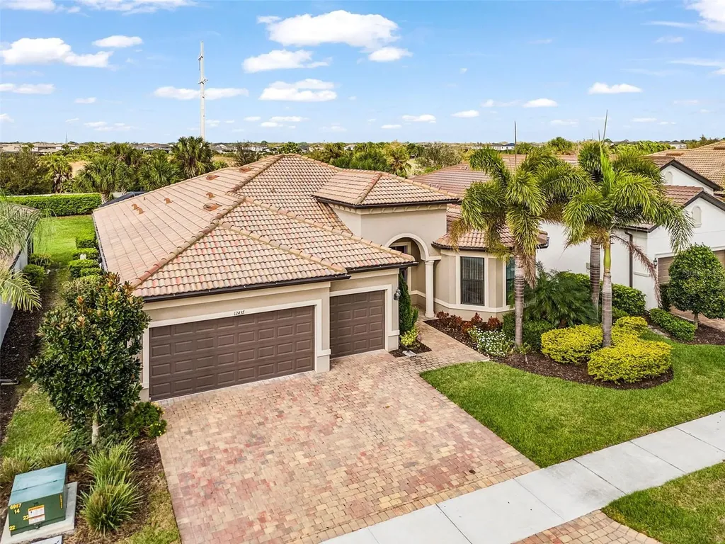 12437 Golden Sage Drive Sarasota FL 34238