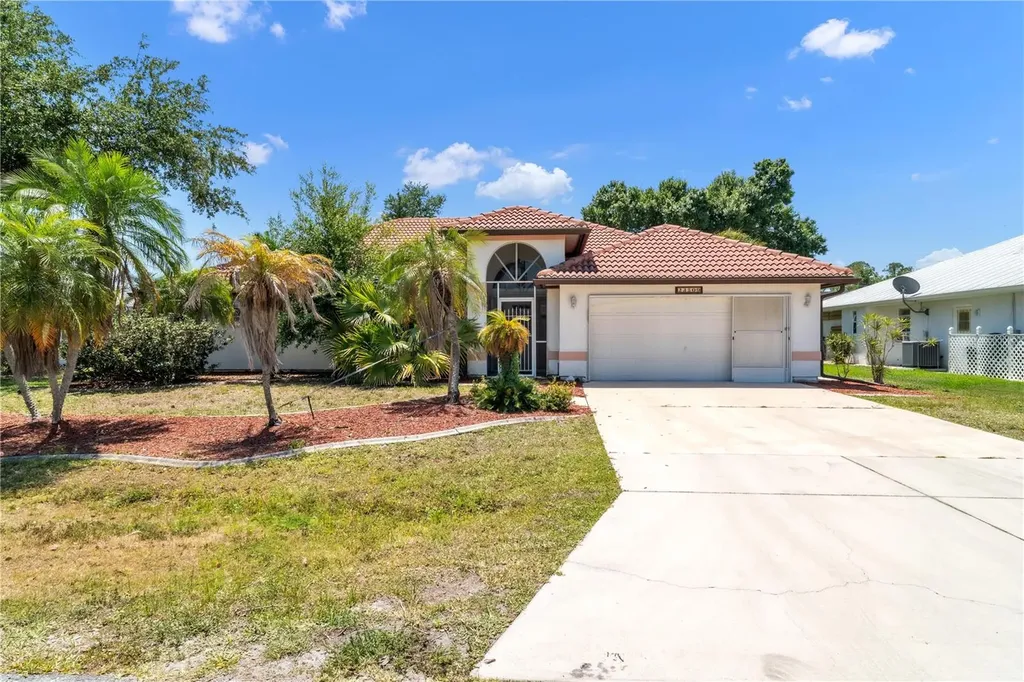 23509 Nelson Avenue Port Charlotte FL 33954