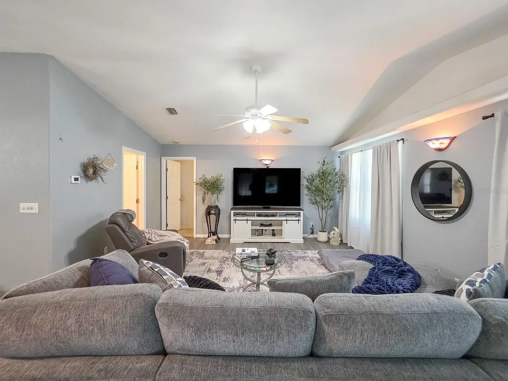 121 E Palm Way Edgewater FL 32132