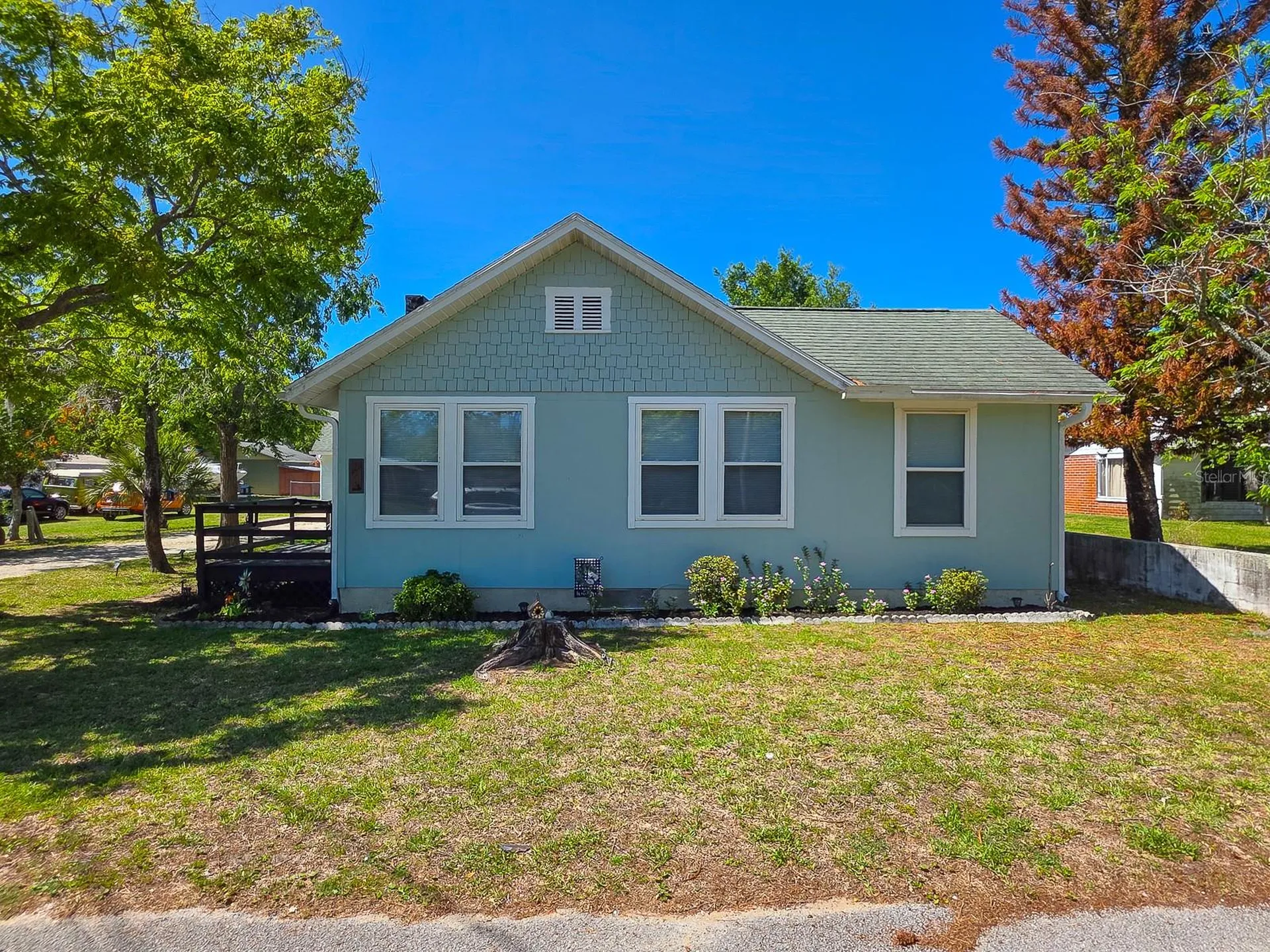121 E Palm Way Edgewater FL 32132