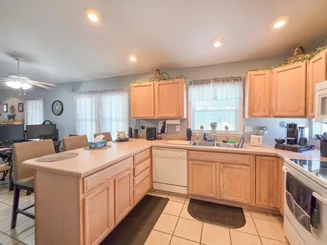 121 E Palm Way Edgewater FL 32132