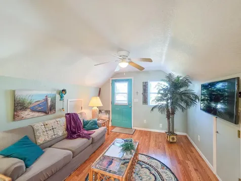 121 E Palm Way Edgewater FL 32132