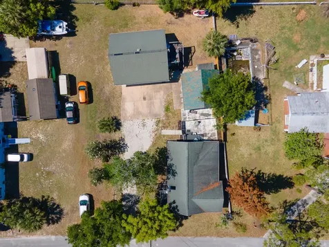 121 E Palm Way Edgewater FL 32132