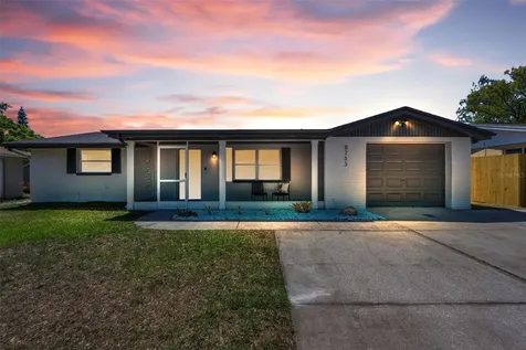 8733 Cochise Lane Port Richey FL 34668