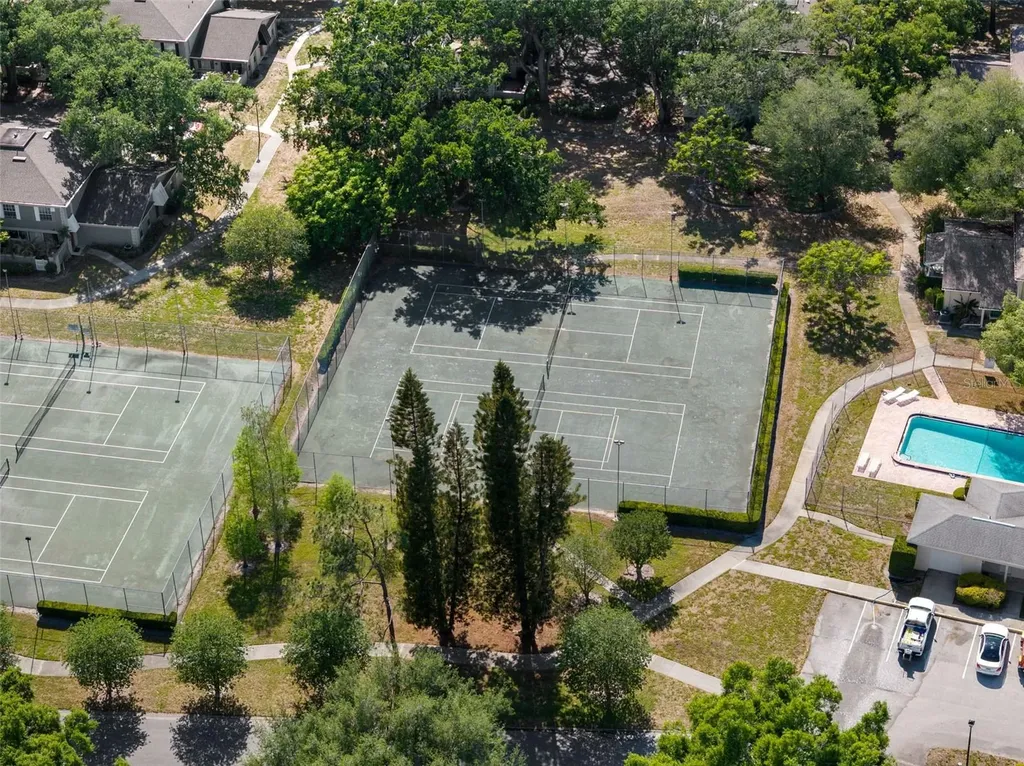 6322 Treetop Circle Temple Terrace FL 33617