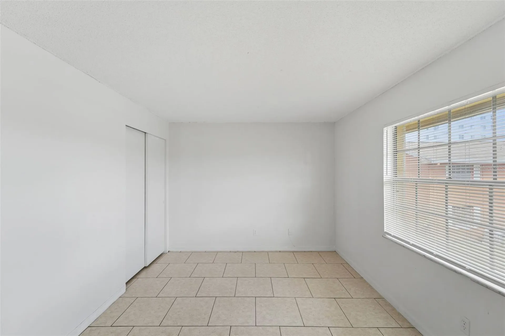 1655 W Oak Ridge Road Orlando FL 32809