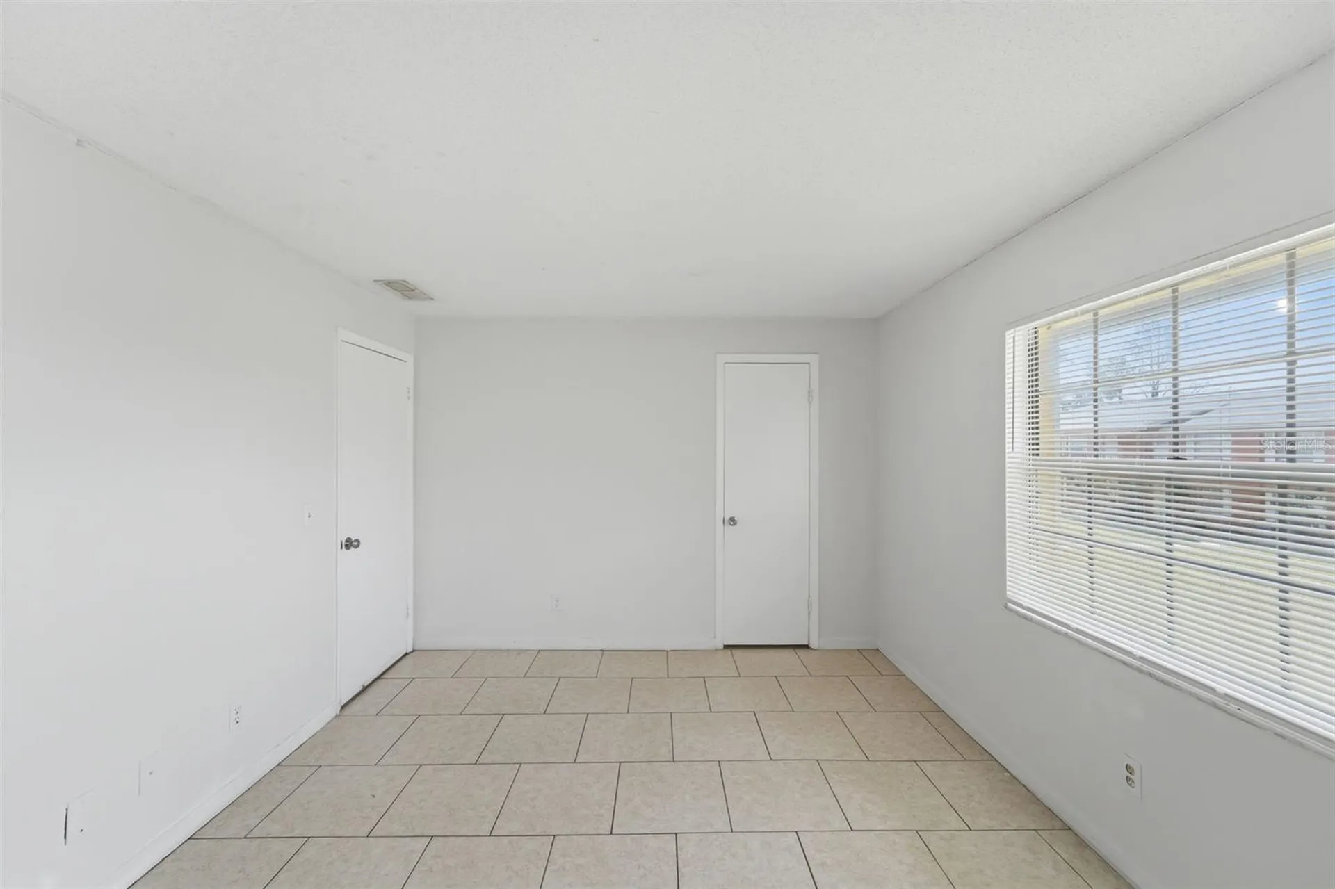1655 W Oak Ridge Road Orlando FL 32809