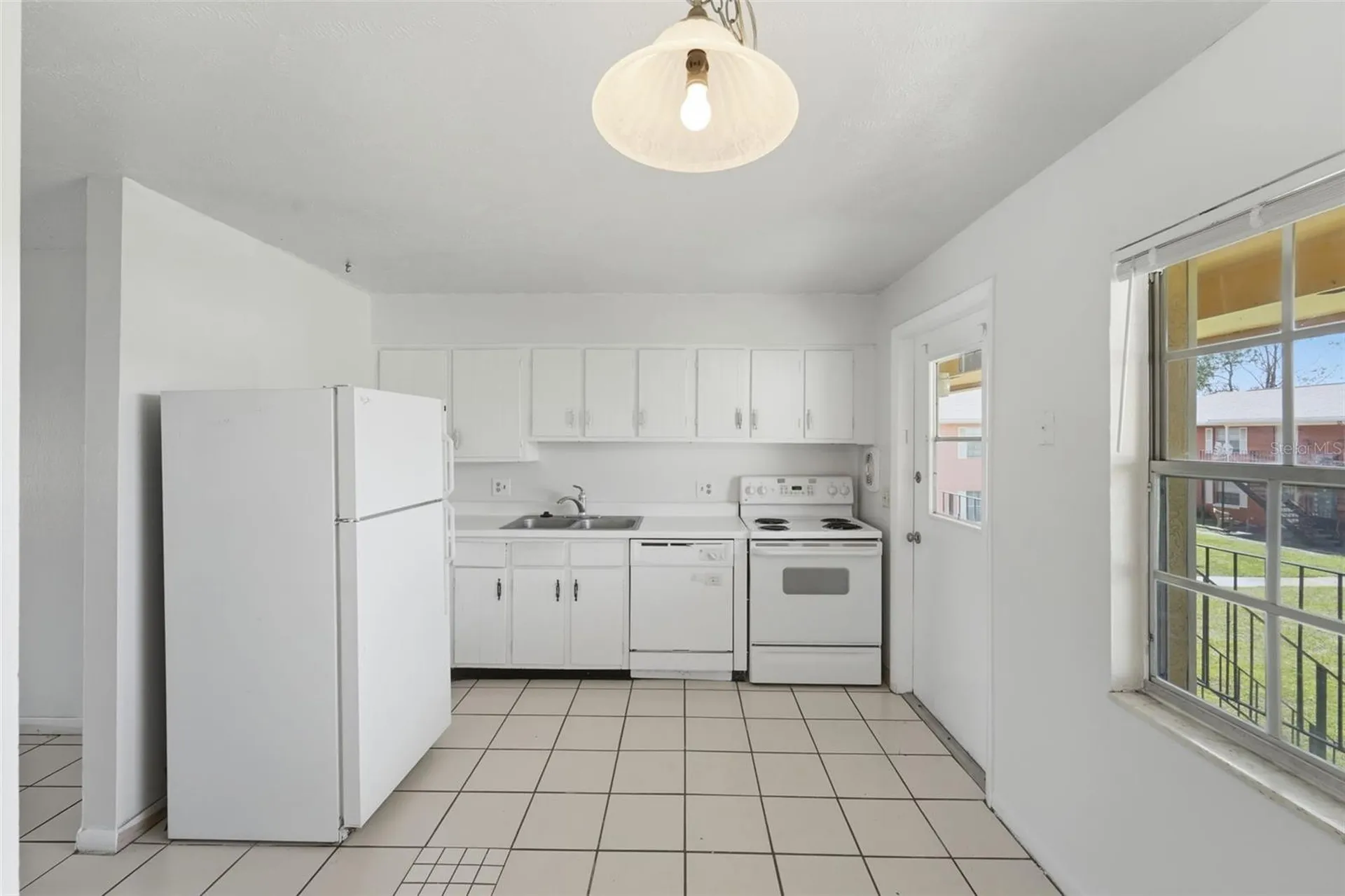 1655 W Oak Ridge Road Orlando FL 32809
