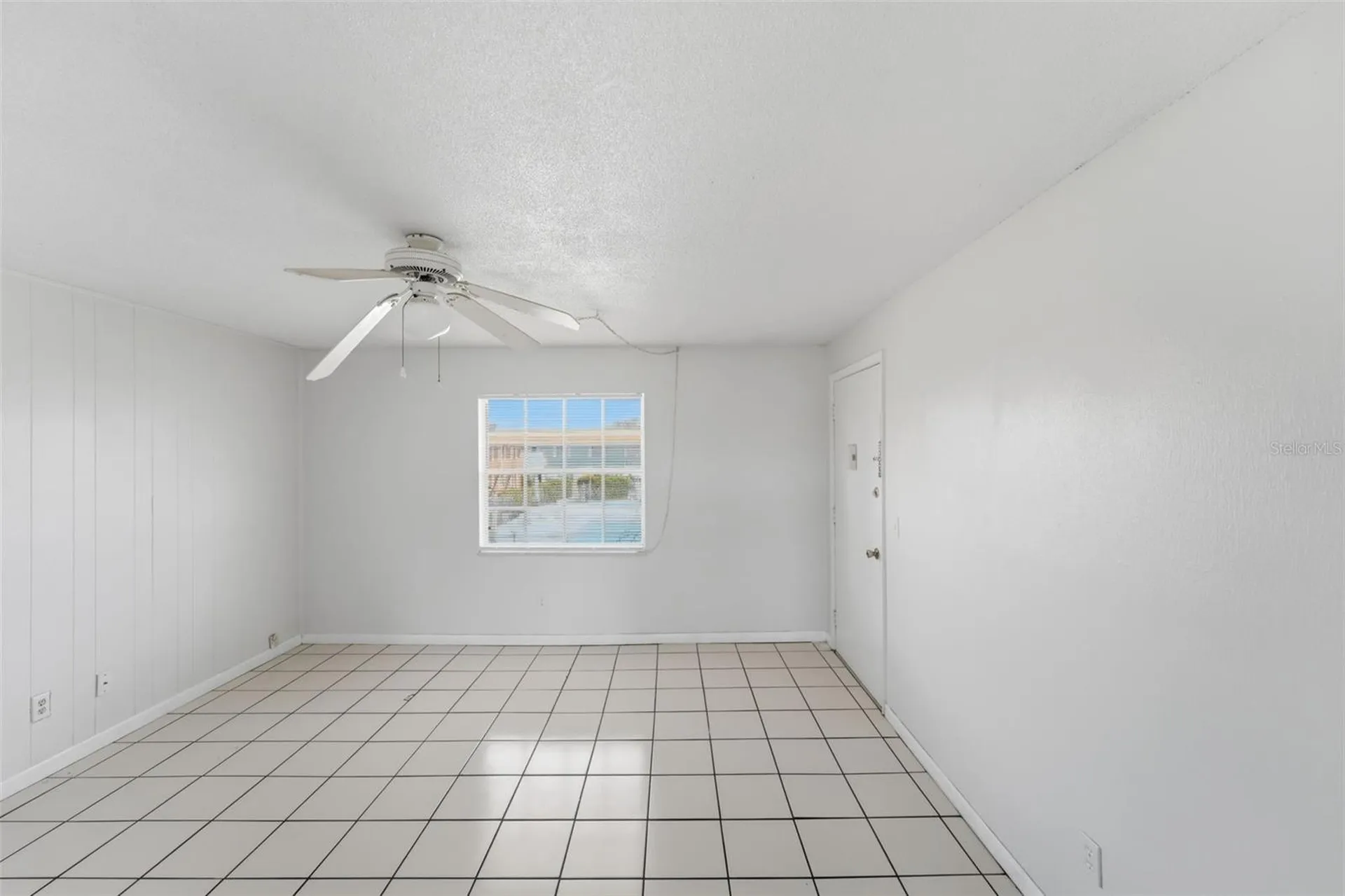 1655 W Oak Ridge Road Orlando FL 32809