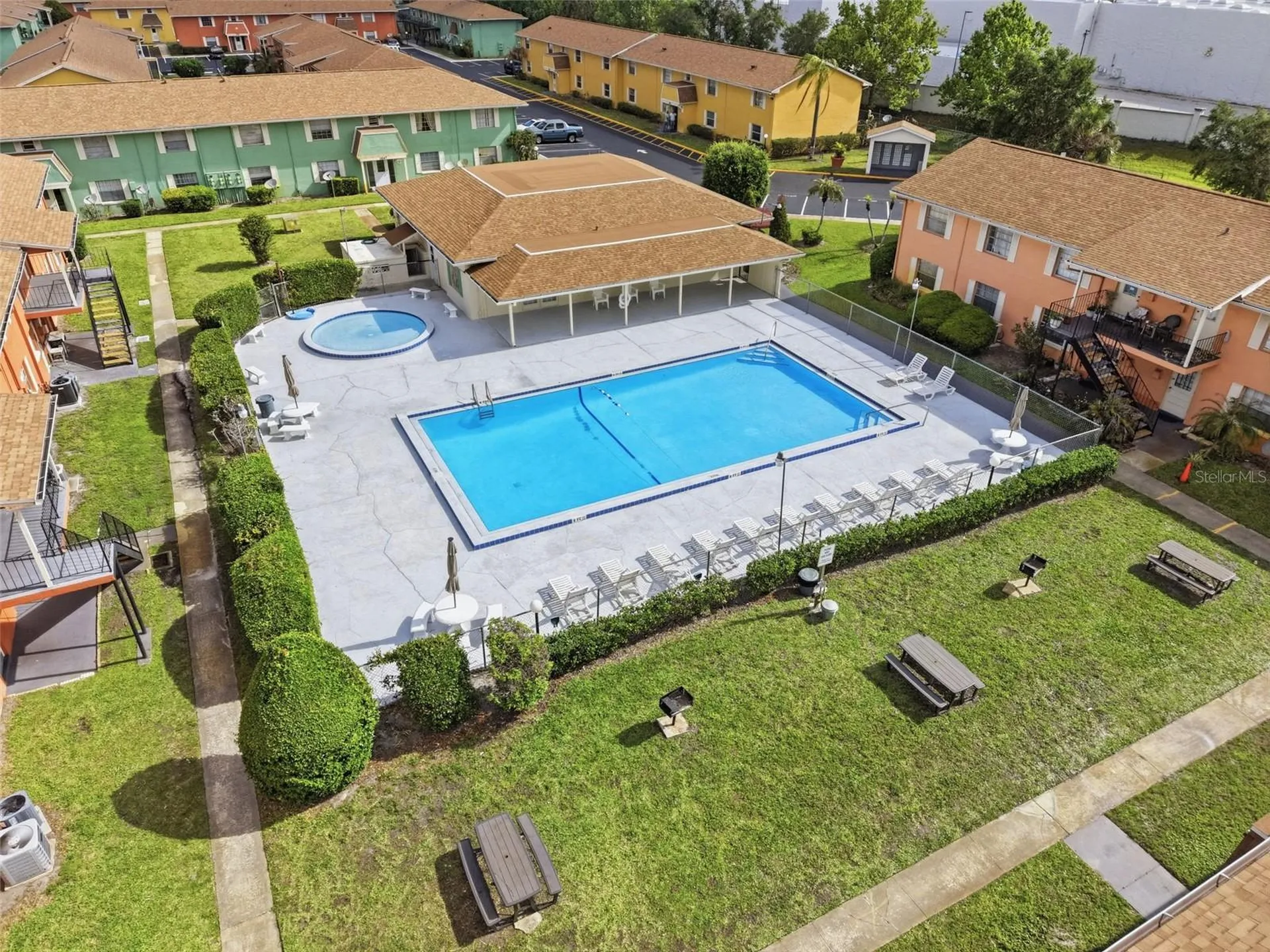 1655 W Oak Ridge Road Orlando FL 32809