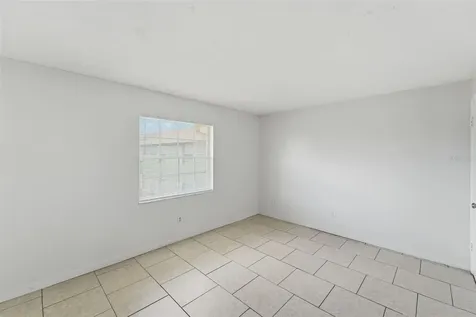 1655 W Oak Ridge Road Orlando FL 32809