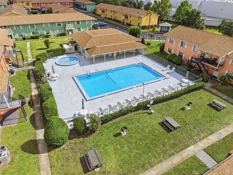 1655 W Oak Ridge Road Orlando FL 32809